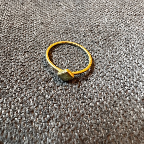 Gabriella Kiss SIZE 7 18k gold & yellow diamond stacking ring - Picture 3 of 4